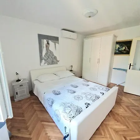 Perina Апартаменти